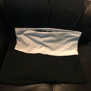 Yoga pants with zipper pocket inside